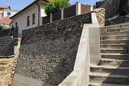 Znojmo, Staré město - opěrná zeď
