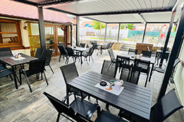 Chvalovice, penzion Daníž - terasa