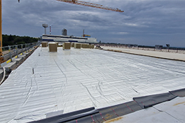 Hodonice, Saint-Gobain Adfors CZ - modernizace střechy Skárny