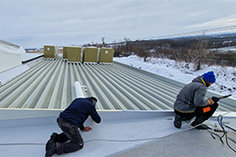 Hodonice, Saint-Gobain Adfors CZ - stáčiště