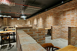 Hotel Savannah Hatě - vinný sklep