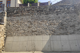 Znojmo, Staré město - opěrná zeď